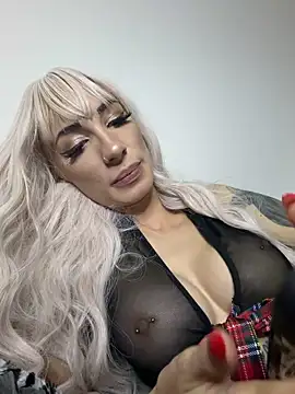 xo milarose online show from November 14, 9:15 pm