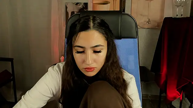 RebeckaThornton online show from November 24, 3:58 pm