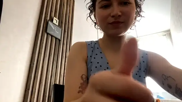 AlyseDietrich online show from October 13, 7:33 am