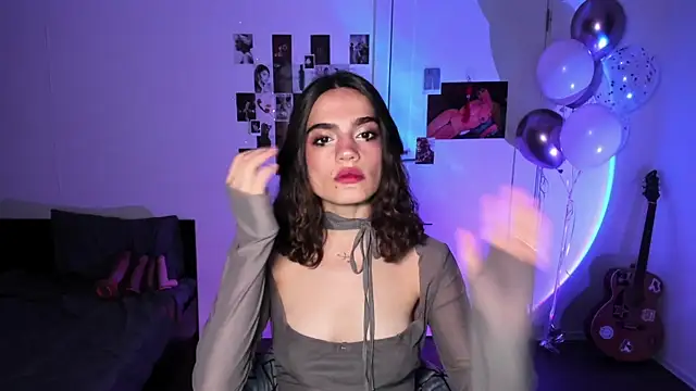 nightfloatt online show from October 22, 1:38 pm