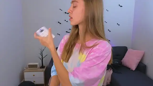 sonyacherry online show from October 16, 3:36 pm