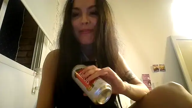 miapink33 online show from April 1, 3:07 am