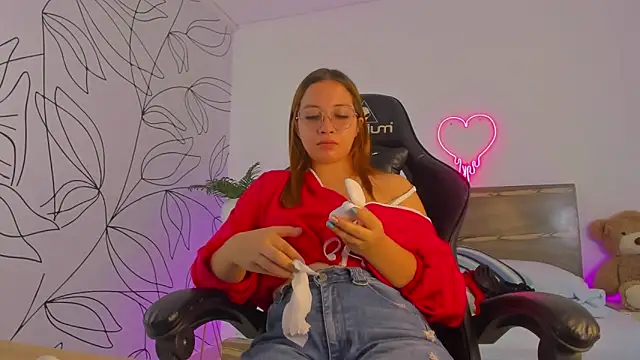 merida 06 online show from October 19, 3:52 am