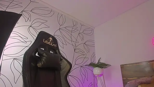 merida 06 online show from October 17, 2:15 am