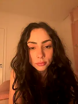 Baby Mia pires online show from November 28, 2:47 am