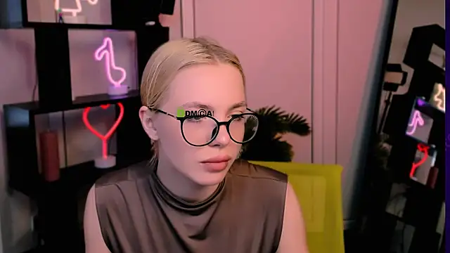 sendi cais online show from November 22, 9:45 am