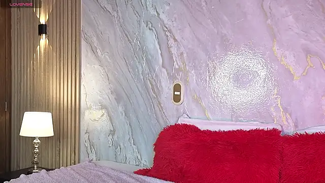 Lexie Rossee online show from February 12, 9:05 pm