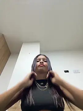 Aithana Petite online show from November 23, 12:35 am