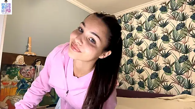 StawBerrys online show from October 16, 9:17 pm