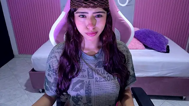 dafne17  online show from November 30, 12:42 pm