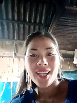 Lyssa-a online show from November 4, 6:40 am