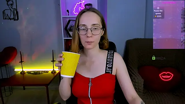 evalora vei online show from November 25, 1:24 pm