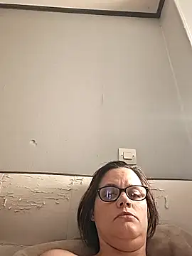 Mademoiselle1990 online show from October 16, 7:49 pm