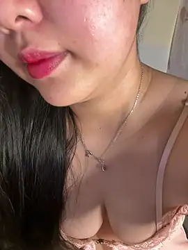 Aimee milk online show from April 6, 2:18 pm