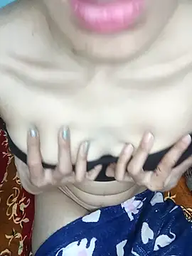 strip queennn online show from December 20, 5:50 pm