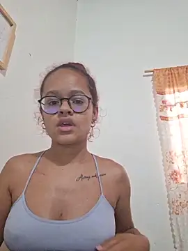 SHARON ROS online show from October 15, 7:05 pm