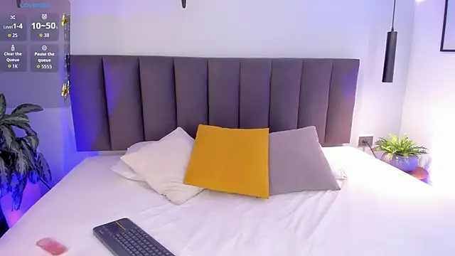 AilanaCortes online show from October 21, 11:58 am