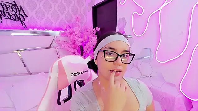 DevoraCarther online show from November 13, 3:00 pm