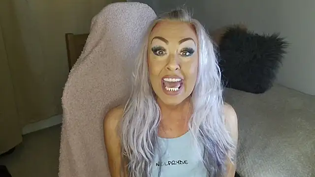 TheOGMiaMystique online show from April 19, 2:28 pm