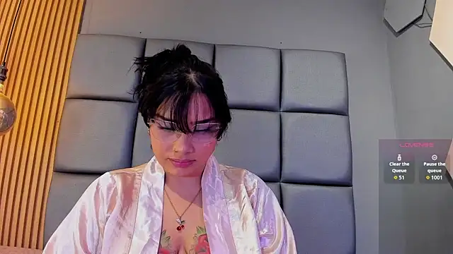 ISMALI CASTILLO online show from October 16, 12:46 am