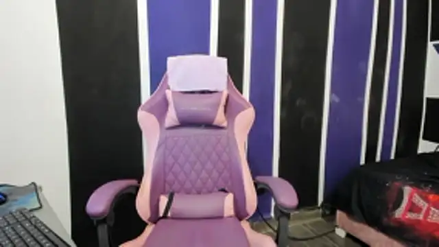 scarleth18 online show from January 16, 8:38 pm