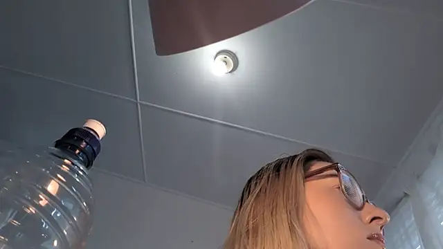 DemigoddessLexie online show from October 25, 4:31 am