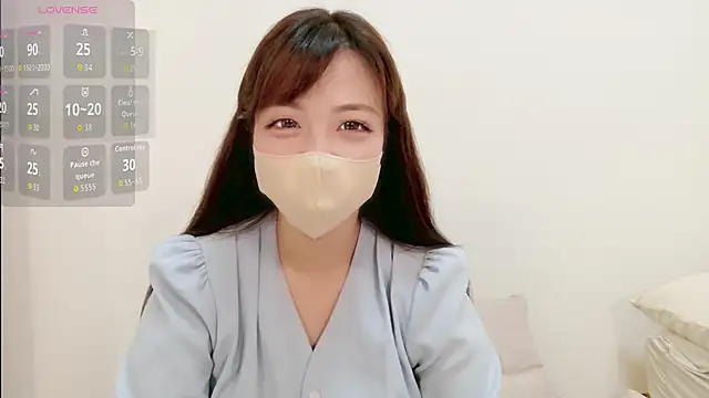 noa noachi online show from October 17, 4:59 am