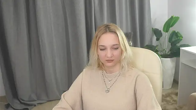 IngridGotto online show from October 21, 2:43 pm