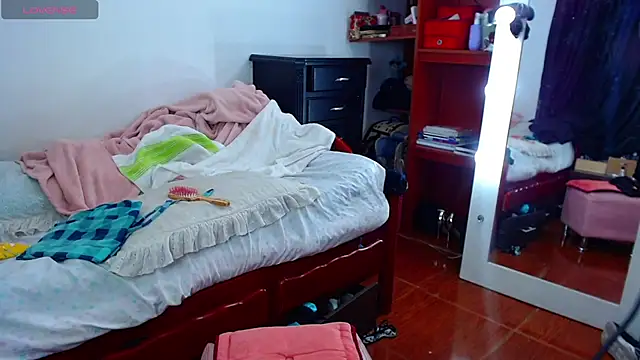 MariamGray1 online show from February 15, 12:24 am