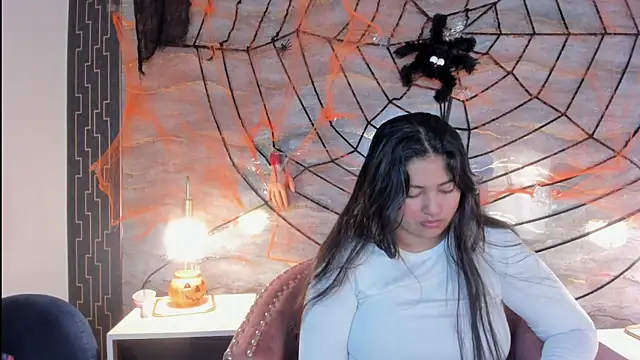 lilithst  online show from October 20, 8:56 pm