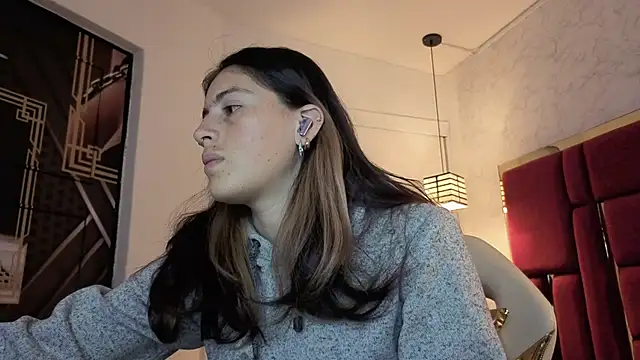 moon winy online show from November 24, 11:23 am