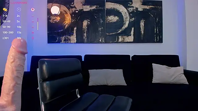 AnnieMonroe1 online show from December 20, 2:21 pm