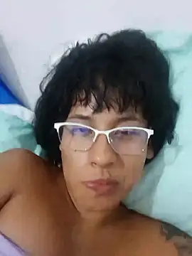 violetajuvanoski online show from October 24, 5:47 am