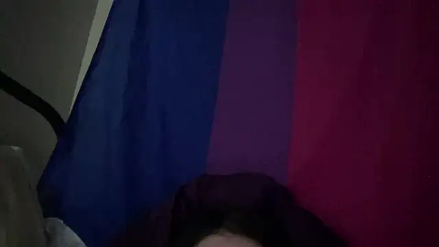 Beesluttyy online show from October 16, 12:46 am