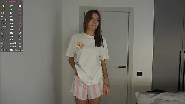 BrynnHolverson online show from November 9, 6:04 pm