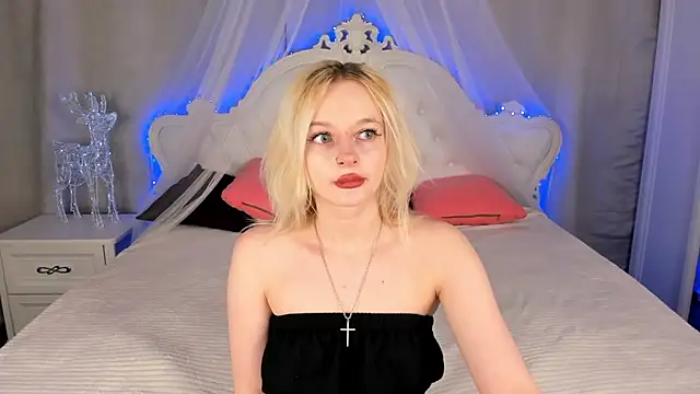 AlessaKiss online show from December 18, 8:52 am