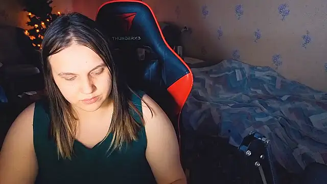 CherylVinyl online show from January 17, 9:00 pm