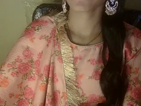 Shezi N online show from December 4, 3:35 pm