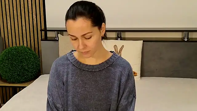 DitaNoir online show from November 19, 10:37 am