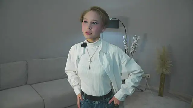 SabraDonkle online show from October 18, 11:24 am