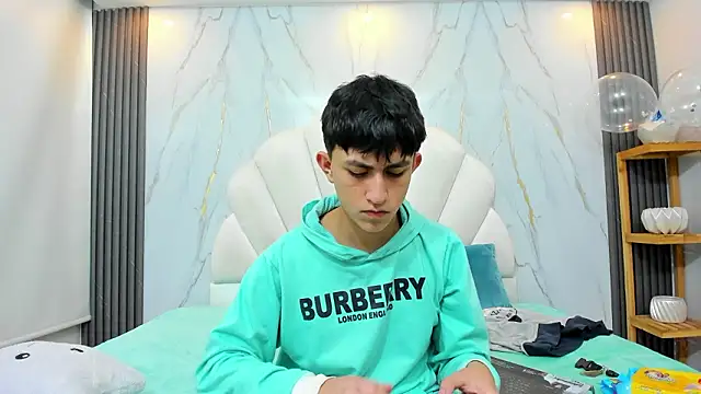 hoot booys  online show from February 23, 9:36 pm