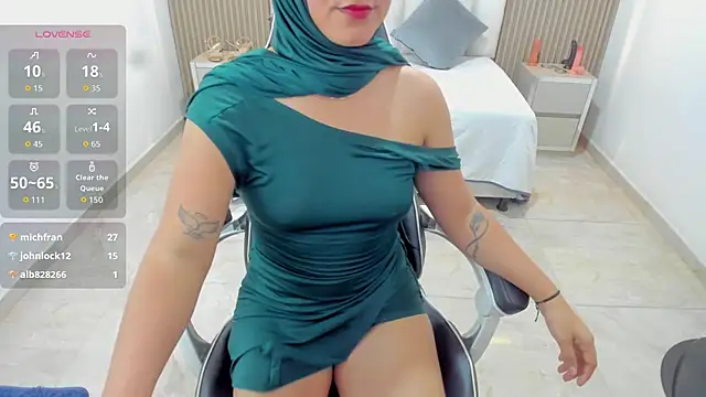 Aziz daud online show from February 25, 7:45 pm