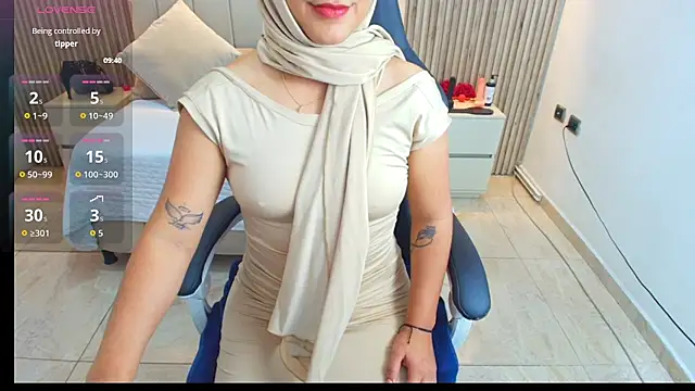 Aziz daud online show from January 8, 7:07 pm