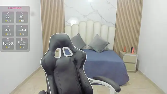 Aziz daud online show from March 17, 7:07 pm