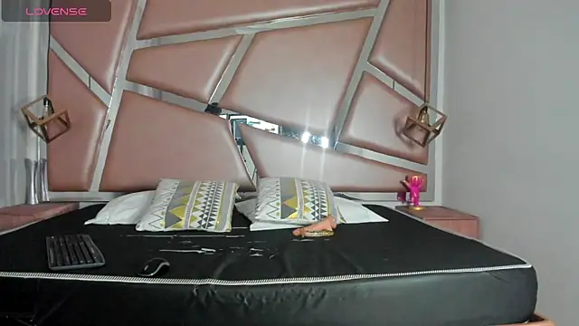 NATHALYMILLER VC online show from November 5, 12:43 pm