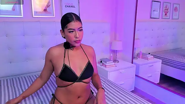 YunnyFox online show from October 27, 8:14 pm