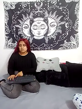 emily n abby online show from November 11, 12:13 pm