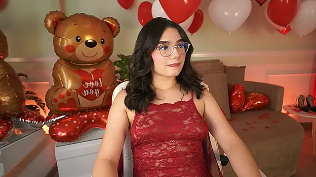 EmilyTurneer online show from February 14, 8:11 pm