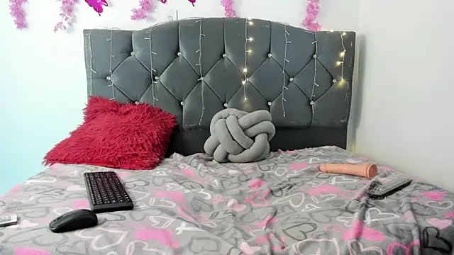 Candy Soud19 online show from November 15, 5:47 pm