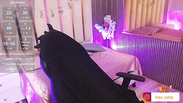 KATANA TAY online show from December 19, 12:41 pm